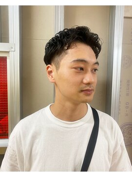 メリケンバーバーショップ トーキョー(MERICAN BARBERSHOP TYO) MEN'SHAIR束感ショート波巻きマッシュパーマハイライト80