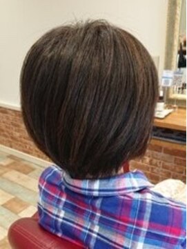 ヘアーメイクルーム ラルジュ(Hair Make Room Large) 少しだけすっきりショートヘア★