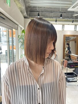 アドア 横浜(ADORE) 【ADORE横浜】切りっぱなし×長めボブ