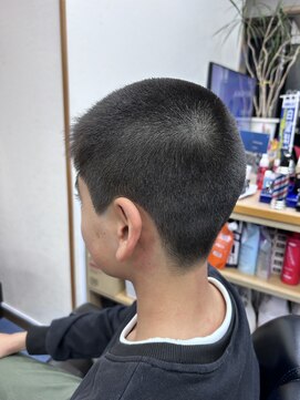 ヘアーサロンオギシマ スポーツ刈り(9mm、6mm)