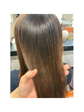 ジュノヘアーアンドアイラッシュ あざみ野(juno hair&eyelash) 自然仕上げ縮毛矯正×艶ストレート