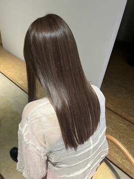 セブンベルベット(7 Velvet) 秋の透明感ツヤ髪質改善カラーショコラグレージュKAORI　SHINJYO