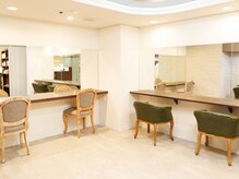 CASA花見小路店の内装落ち着いた空間