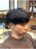 会社や学校でもバレないナチュラルパーマ