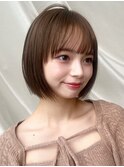 顔周りカットシースルーバングボブカットブラウンベージュ