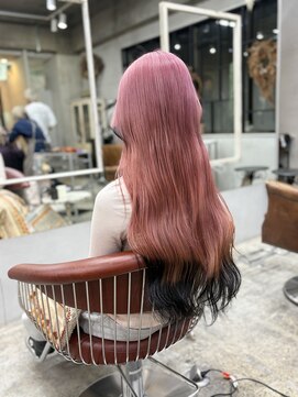 コニ(Coni) ピンクカラー/裾カラー/ブラックカラー