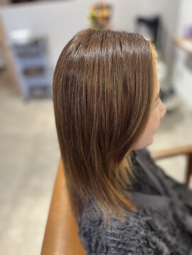 アヤジンビオス店(Ayajn bios) 縮毛矯正と白髪ぼかしカラー