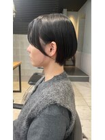 リディー(Lidee) 前髪長め*暗髪ハンサムショート