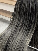 ランプ(Lamp)&nbsp;くびれレイヤー  白髪染め＆白髪ぼかし/縮毛矯正と髪質改善UP
