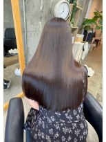ララク(RARAQ)&nbsp;極艶美髪矯正｜髪質改善×縮毛矯正で叶える上質ストレート