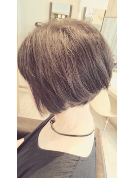 ウィービーパセリ atre川越店(WE BE PARSLEY) ショートボブ