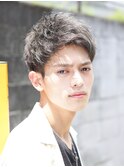 刈り上げショートアップバング