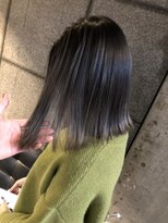 メリー(merry craftsman's factory) 外国人風バレイヤージュ、ハイライトカラーアッシュグレージュ