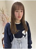 くすみベージュ
