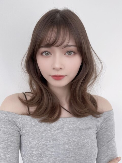 20代30代大人可愛いアッシュグレージュミディ