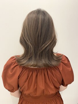 ネイロ 日本橋(NeiRo) 小顔レイヤーカット/ミディアムレイヤー/レイヤーロング