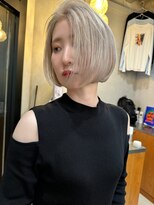 エイチ(H)&nbsp;ハイトーンボブ