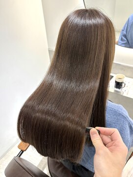 エンバイユアーズ 飯田橋店(eN° by youres) 髪質改善ストレート 縮毛矯正 サラサラストレート 飯田橋