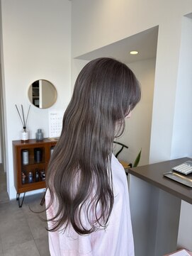 ユエン(YUEN) ミルクティーグレージュ