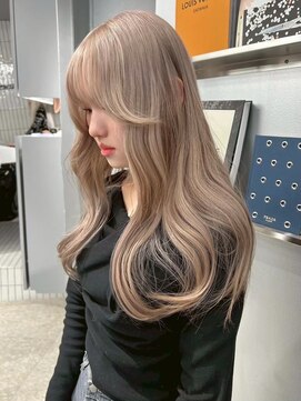 ペレ 梅田(PELE) ミディアムヘア/暗めカラー/グラン マッシュ/梅田