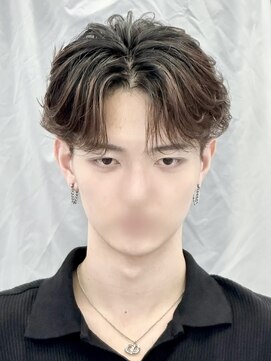 センス 渋谷 宇田川交番前(SENSE) カルマヘア/フェザーパーマ/刈り上げセンターパート/メンズ/学割