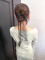 アンリ(Anli)&nbsp;【Anli☆岩瀬萌】カチモリ 三つ編みアレンジ お呼ばれヘアセット
