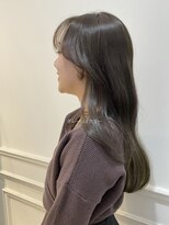 ヒン(HIN)&nbsp;オリーブグレージュ