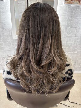 ネイキッド ヘアーズ ユニット(Naked HAIRS UNIT) グラデーションカラー