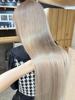 キラ 原宿(KILLA)&nbsp;ホワイトベージュ/ダブルカラー/ブリーチ/ハイトーン/ブロンド