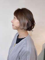 コニーズヘアサロン(Connie's Hair Salon) まろやかベージュのインナーカラーで抜け感をプラス