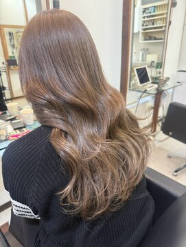 ハーツ 青山表参道店(Heart's) 白髪ぼかし脱白髪染め似合わせレイヤーカット40代50代60代