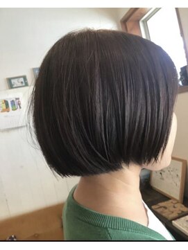 カミリー(Kamily) #ミニボブ #大人かわいい #オシャレママ