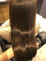 カミケンパセオ(kamiken.paseo)&nbsp;ツヤきれい上品ストレート髪質改善ロングヘア【カミケンパセオ】