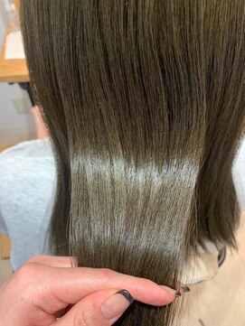 ナンバー アリア 三軒茶屋(N° aria) 《三軒茶屋 Aria》とぅるんな手触り＊オリーブベージュ