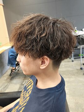 ニアウ 伊勢崎連取店(Niau) 重ためマッシュ波巻きパーマツイストスパイラルパーマメンズ