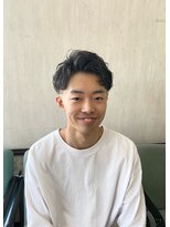 髪屋 爽やかなパーマと男らしいフェードを組み合わせた最強スタイル