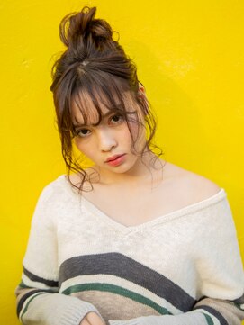 ヴォーグ美容室 橘店 無造作お団子ヘア