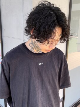 ニューヨークニューヨーク 海老江店(NYNY) 波巻きパーマ×センターパートウルフ