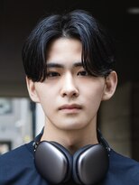 レタッチ バイ フィフス 天神大名(RETOUCH by fifth)&nbsp;ニュアンスパーマカルマパーマシャドウパーマセンターパート眉毛