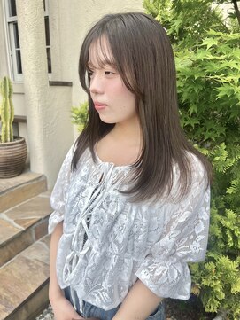 ジリー(gilly) 透明感*olive beige