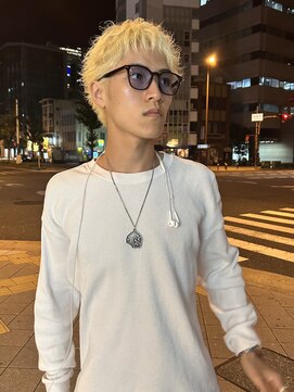 シキ(SIKI) ブロンドメンズショート