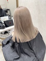 ロンド レア 天神大名店(Lond Le’a) ミディアムヘア/ケアブリーチ/ミルクティーグレージュ