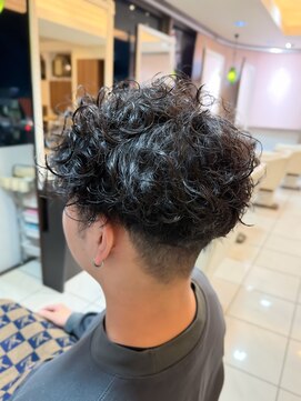 エムタニグチブランシェ(M.TANIGUCHI Branche') スパイラルパーマ