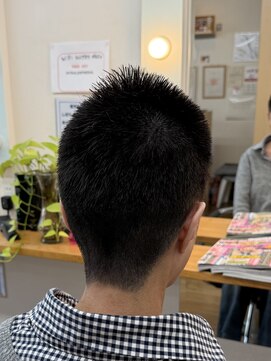 モナ(MONA) ベリーショート