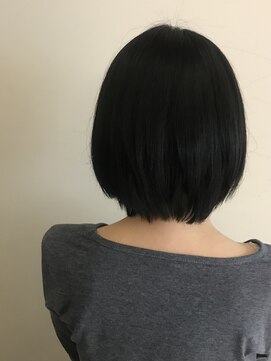 ピンキーウエスト 大人ショートボブ