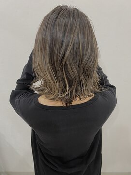 ベルム(Belme) 3Dハイライト×シアーグレージュ