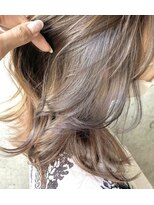 プレヴィア 銀座(PREVIA)&nbsp;ミディアムのレイヤースタイル/グレージ/ニュアンスカラー