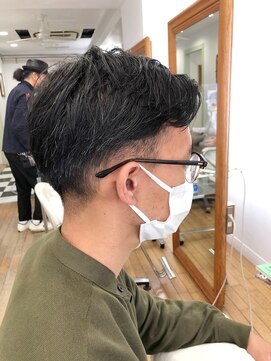 ヘッズ 本八幡店(HEADS) MEN'S HAIR センターパート ツイストスパイラル 韓国マッシュ