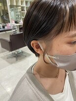 ワークスヘアー(WORKS HAIR)&nbsp;ショートヘア×もみあげインナーカラー