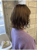 オリーブグレージュ